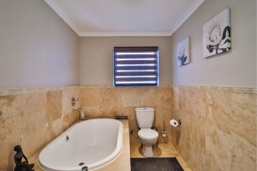 4 Bedroom Property for Sale in Big Bay Western Cape